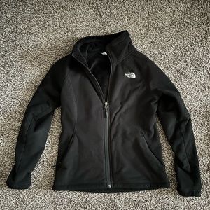 LAST CALL! The North Face fleece jacket